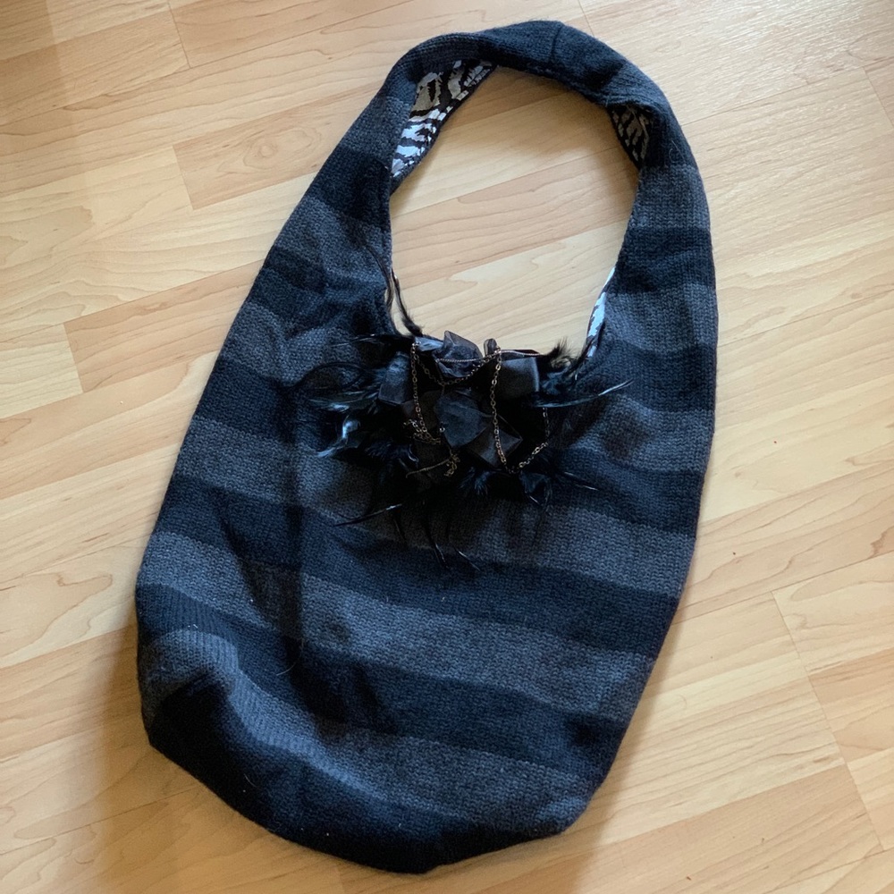 Alice & Olivia - knit shoulder bag